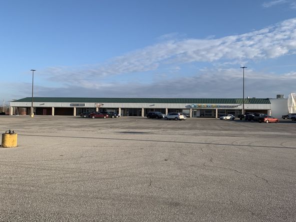 Kmart Plaza South: 7500 S. Anthony Blvd., Fort Wayne, IN 46816